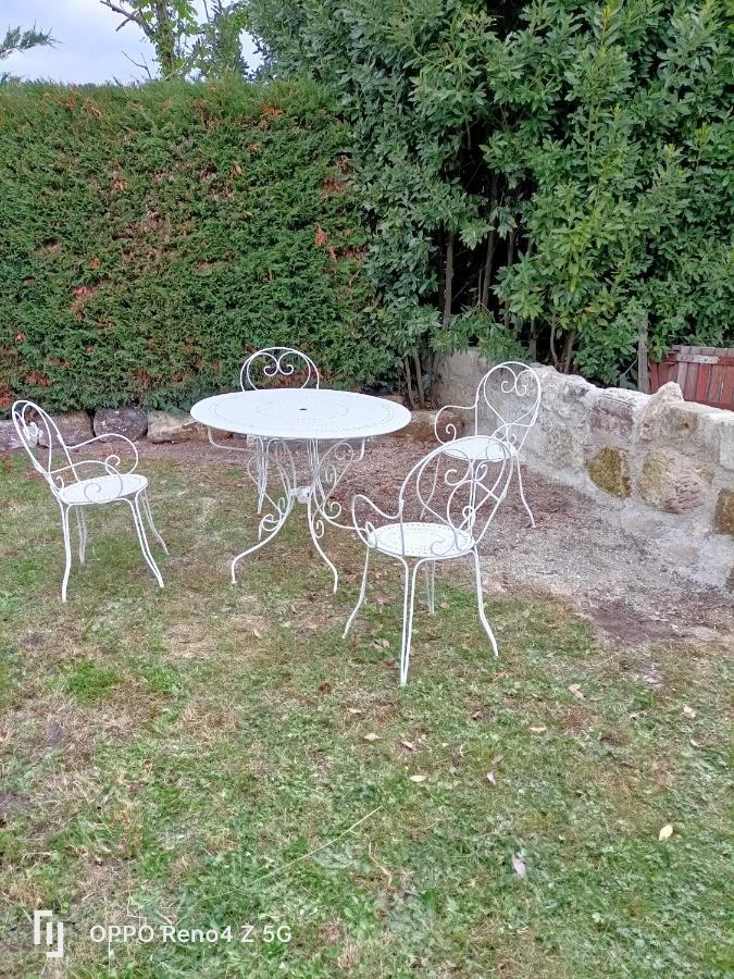 Gite Insolite Le Pressoir En Touraine Vallieres-les-Grandes Ngoại thất bức ảnh