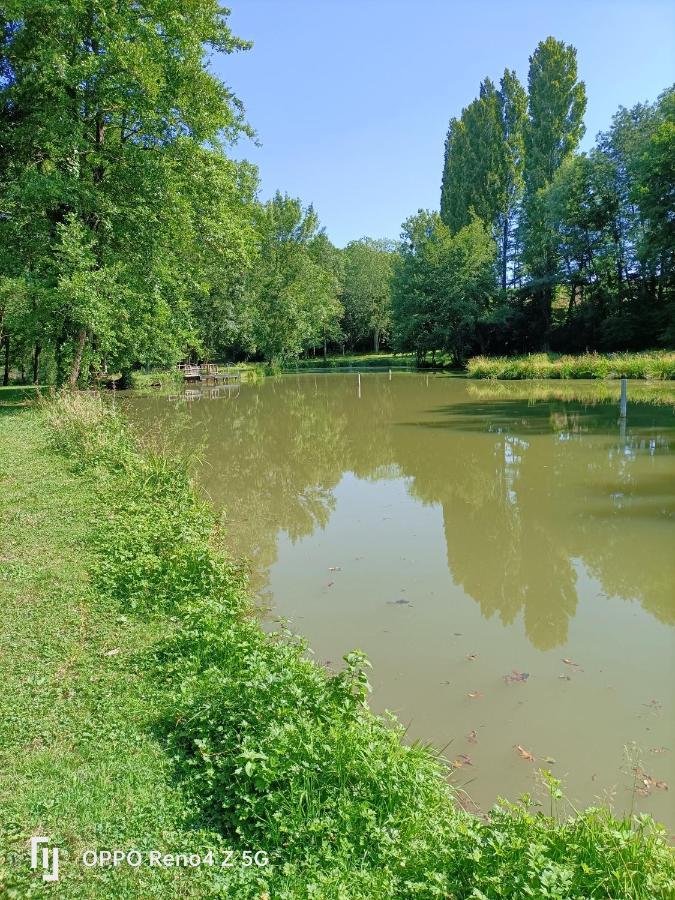 Gite Insolite Le Pressoir En Touraine Vallieres-les-Grandes Ngoại thất bức ảnh